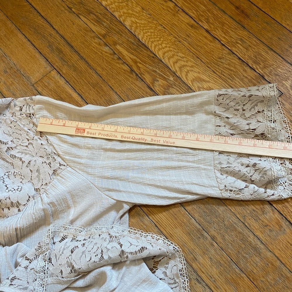 Zac & Rachel Cream Lace Blouse - Picture 6 of 8